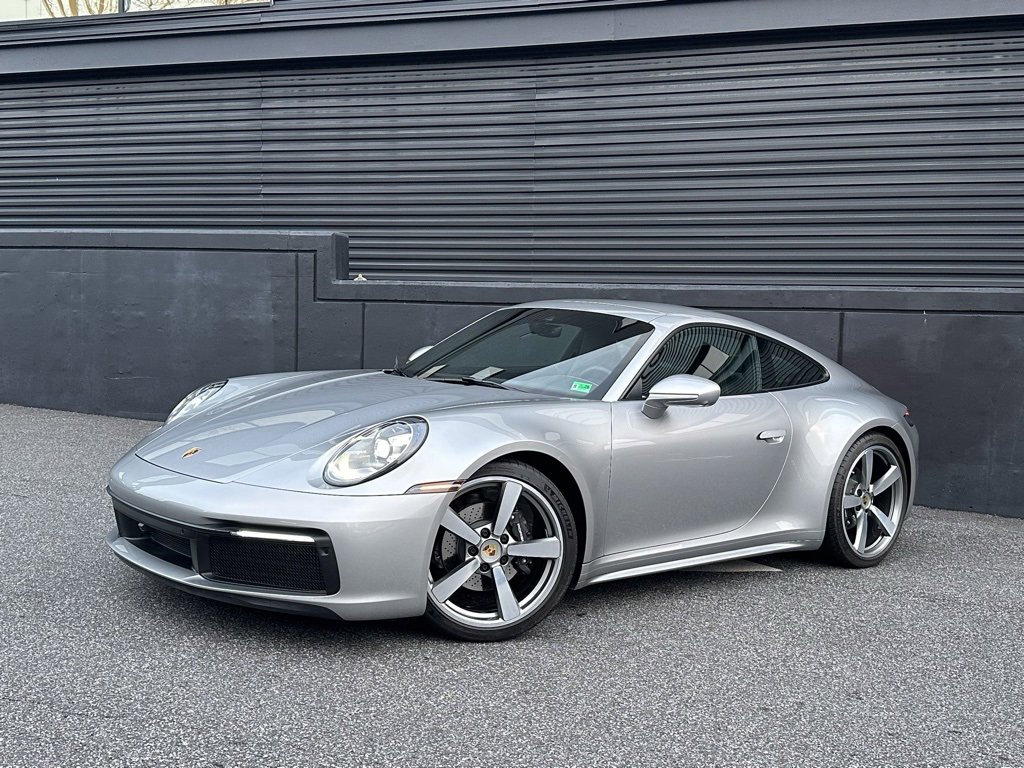 Certified 2024 Porsche 911 Carrera image 6