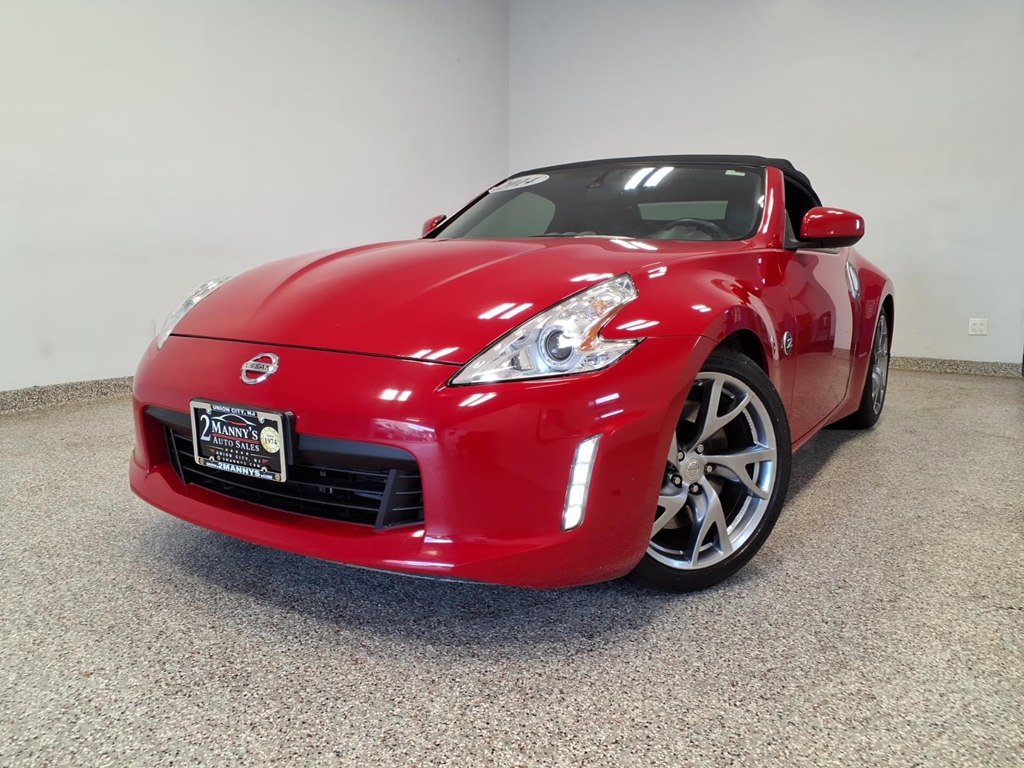 Used 2014 Nissan 370Z Touring Roadster w/ Sport Pkg w/ Sport Package RWD image 1