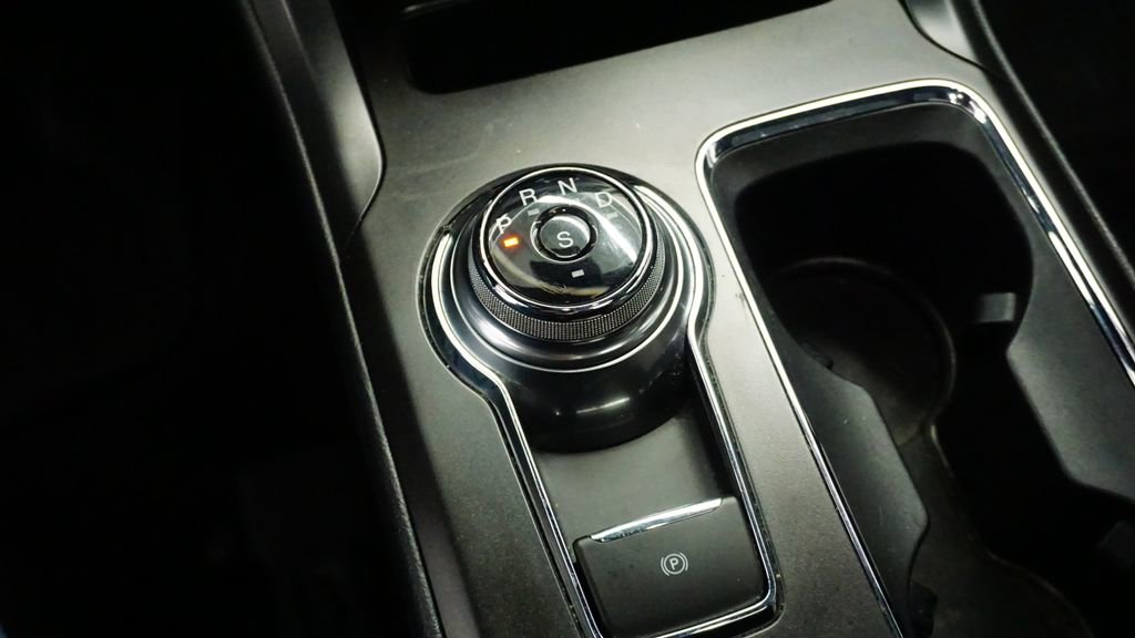 Used 2017 Ford Fusion Sport w/ Equipment Group 401A image 29