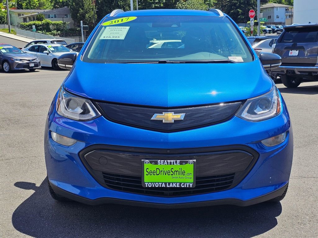 Used 2017 Chevrolet Bolt Premier w/ Driver Confidence II Package FWD image 2