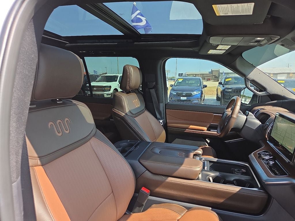 Used 2025 Ford Expedition Max King Ranch AWD/4WD image 14