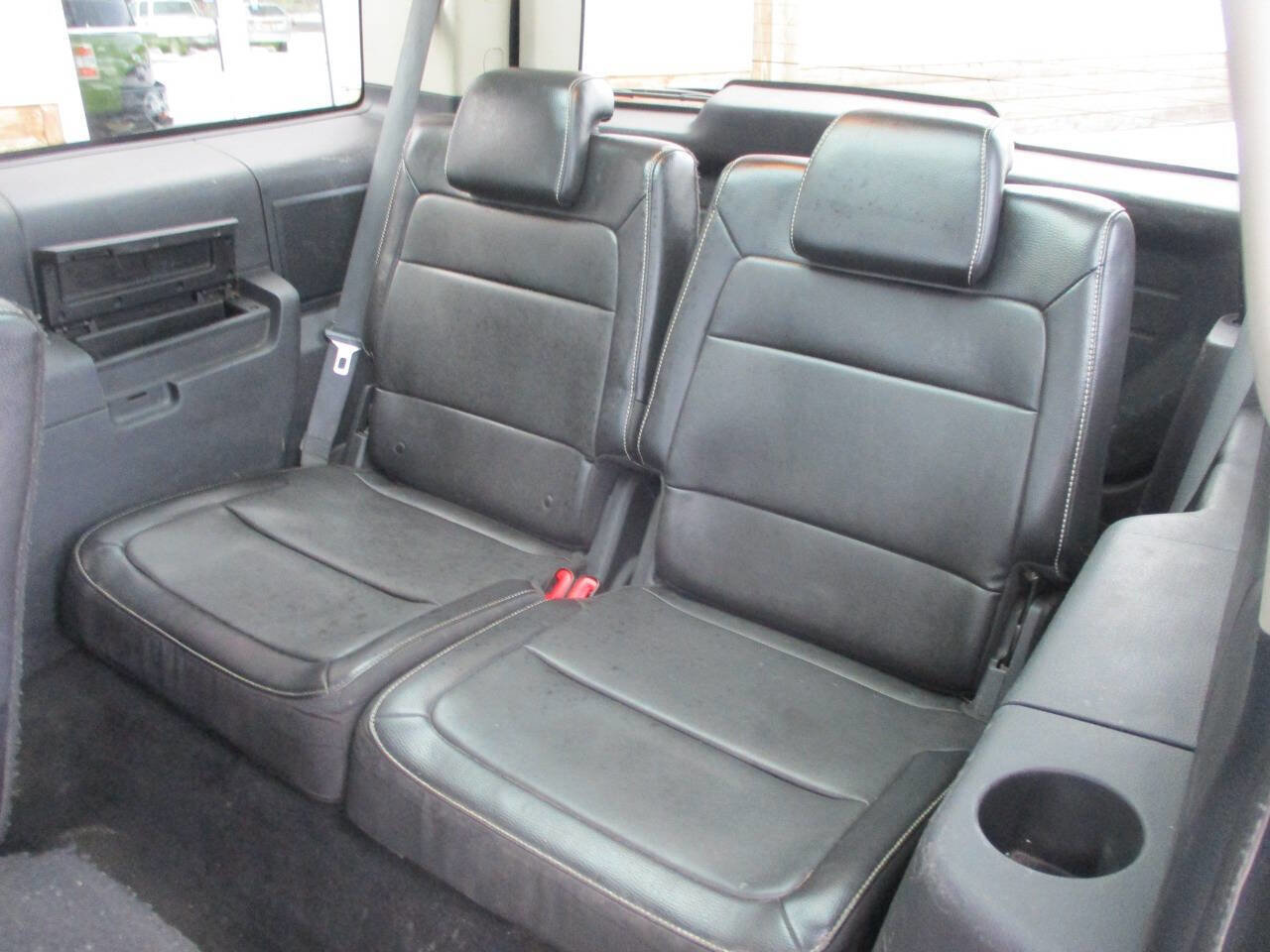 Used 2011 Ford Flex SEL w/ Rapid Spec Order Code image 21