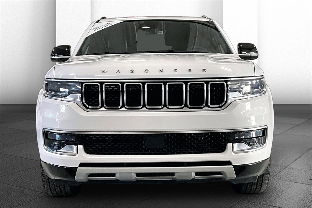 Used 2024 Jeep Wagoneer L Series II w/ Flexible Seating Group image 2