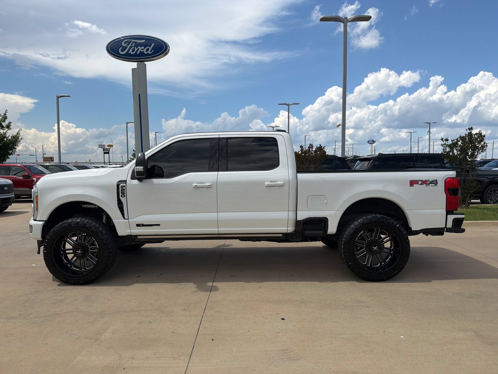 Used 2023 Ford F250 Platinum AWD/4WD video 2