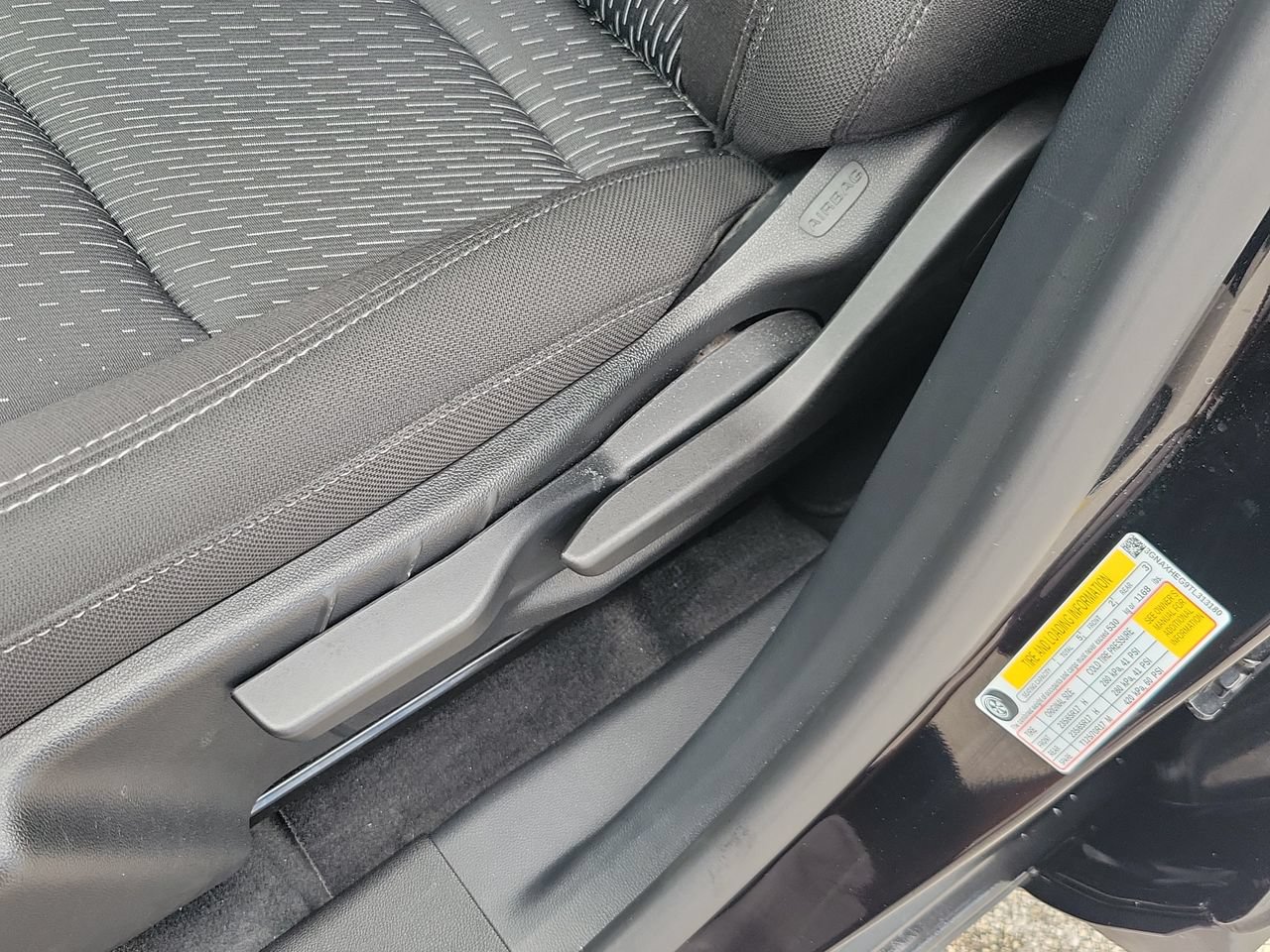 Used 2026 Chevrolet Equinox LT FWD image 16