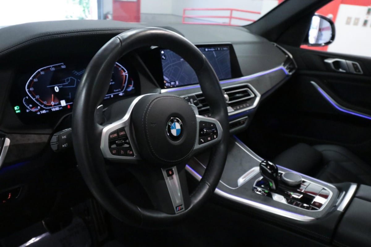Used 2023 BMW X5 xDrive40i w/ M Sport Package AWD/4WD image 13