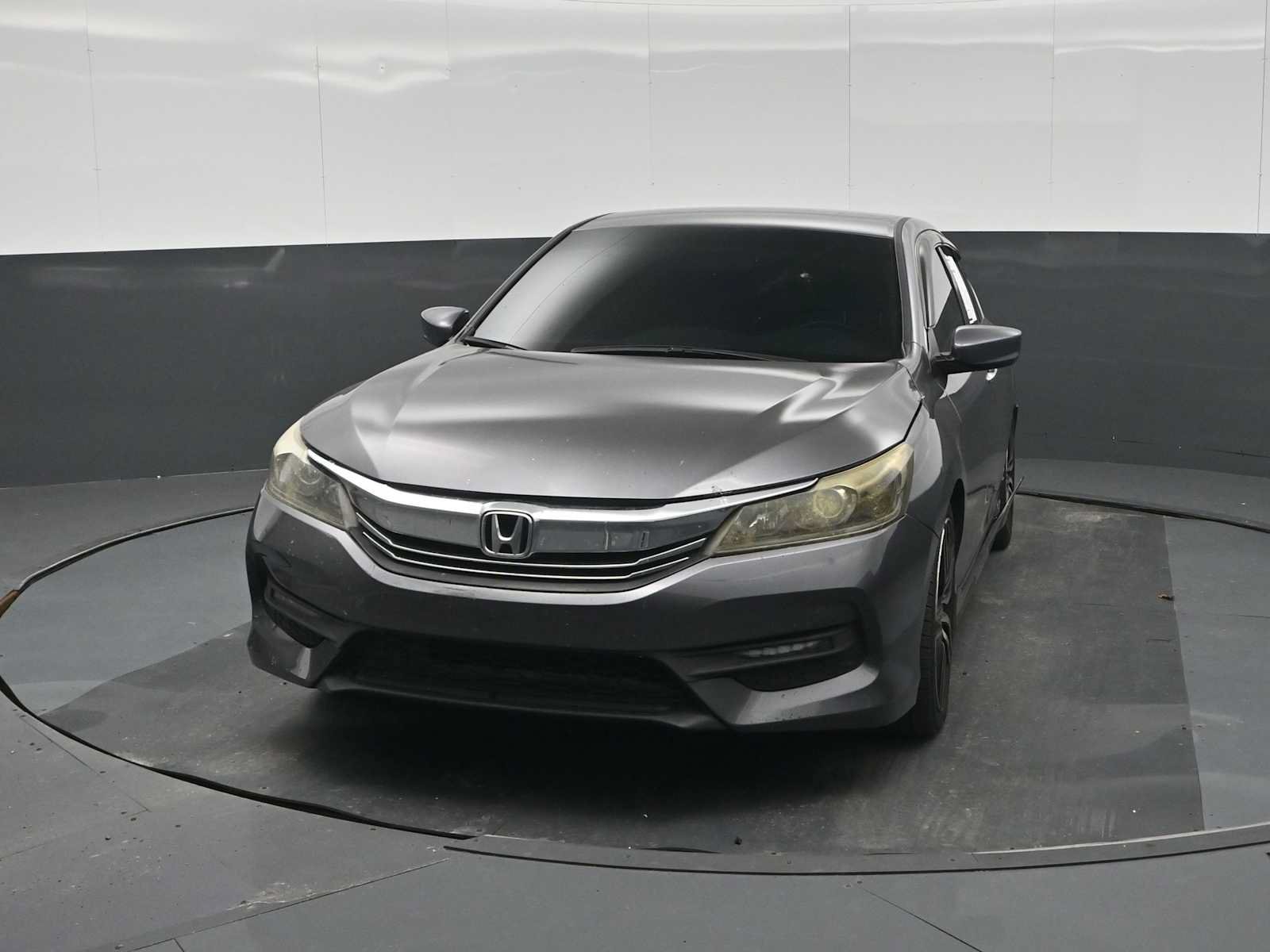 Used 2017 Honda Accord Sport Special Edition image 5