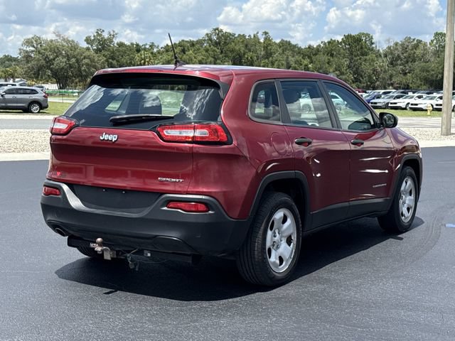 Used 2015 Jeep Cherokee Sport FWD image 7
