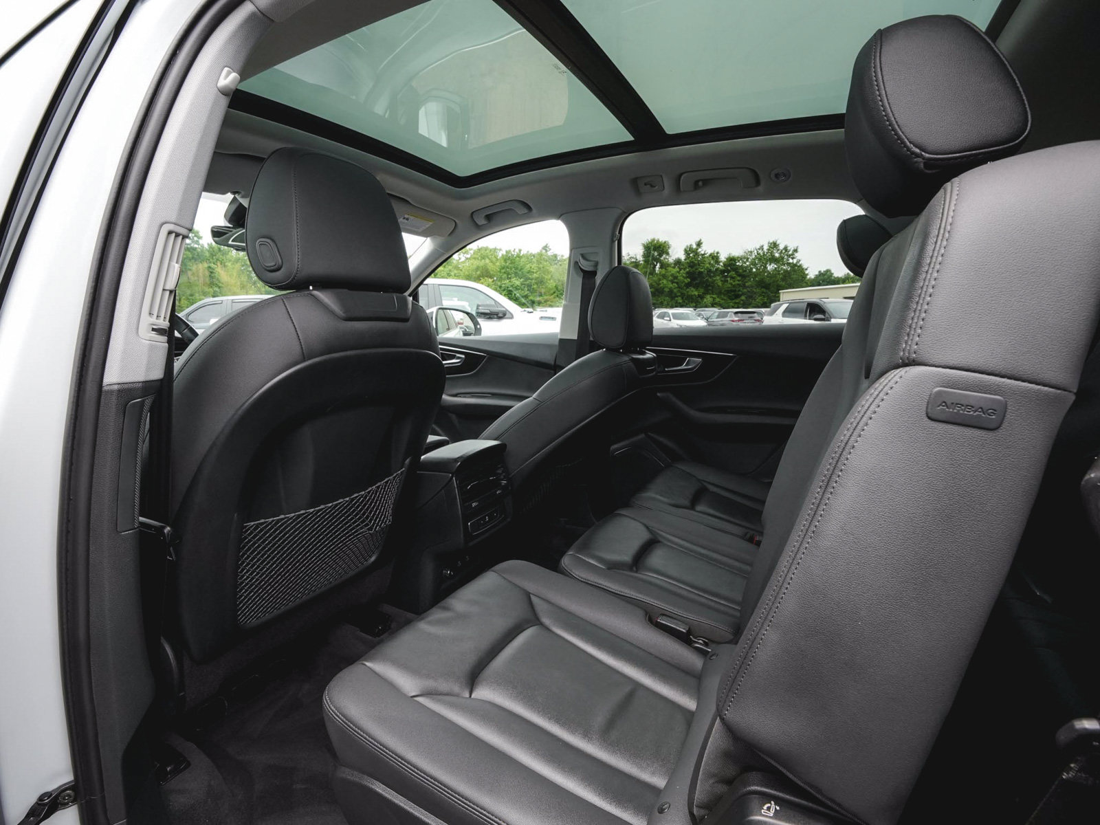 Used 2023 Audi Q7 3.0T Premium w/ Convenience Package AWD/4WD image 35
