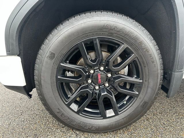 Used 2020 GMC Sierra 1500 Elevation w/ Elevation Value Package image 10