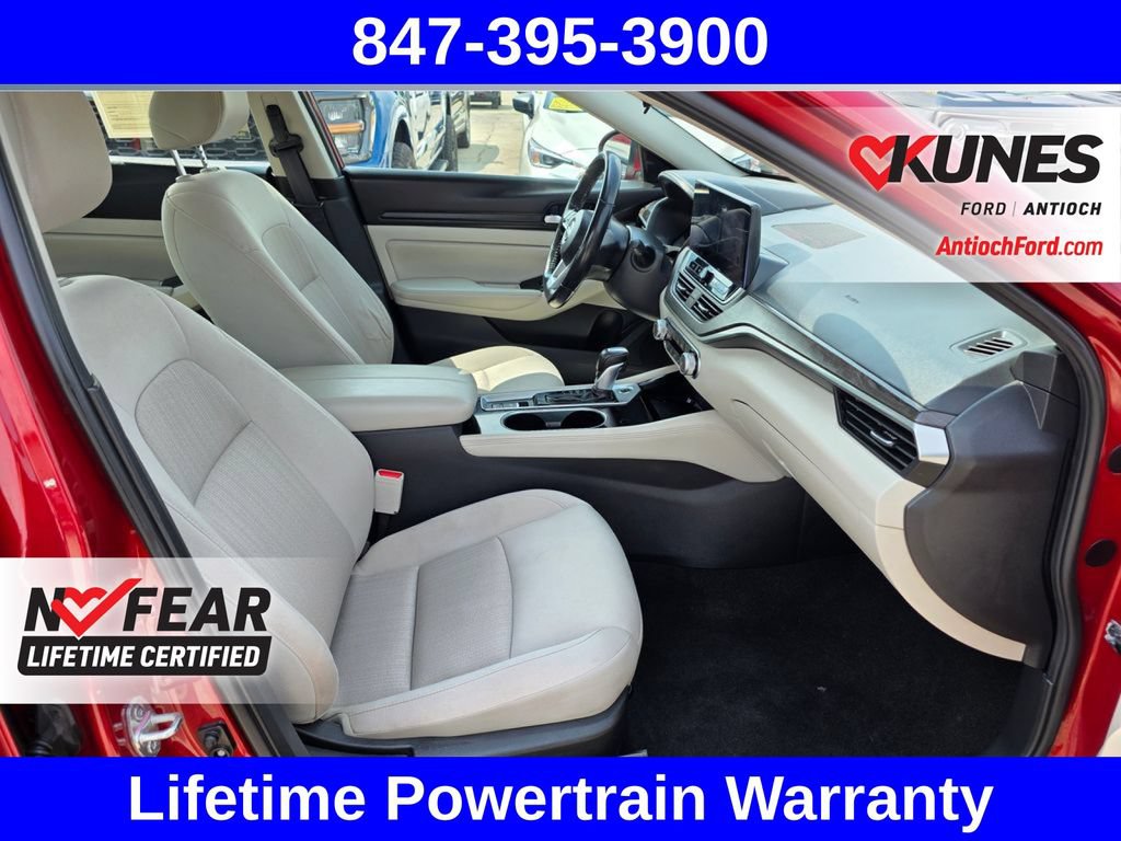 Used 2024 Nissan Altima 2.5 SV w/ SV Premium Package FWD image 39