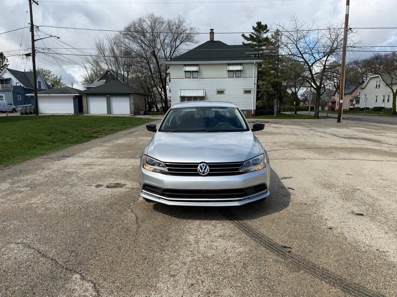 Used 2015 Volkswagen Jetta SE FWD image 2