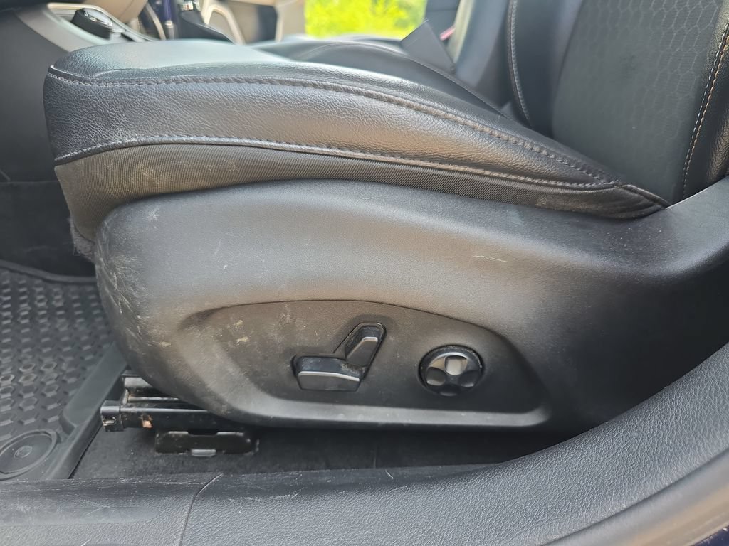 Used 2018 Jeep Compass Latitude w/ Popular Equipment Group AWD/4WD image 27