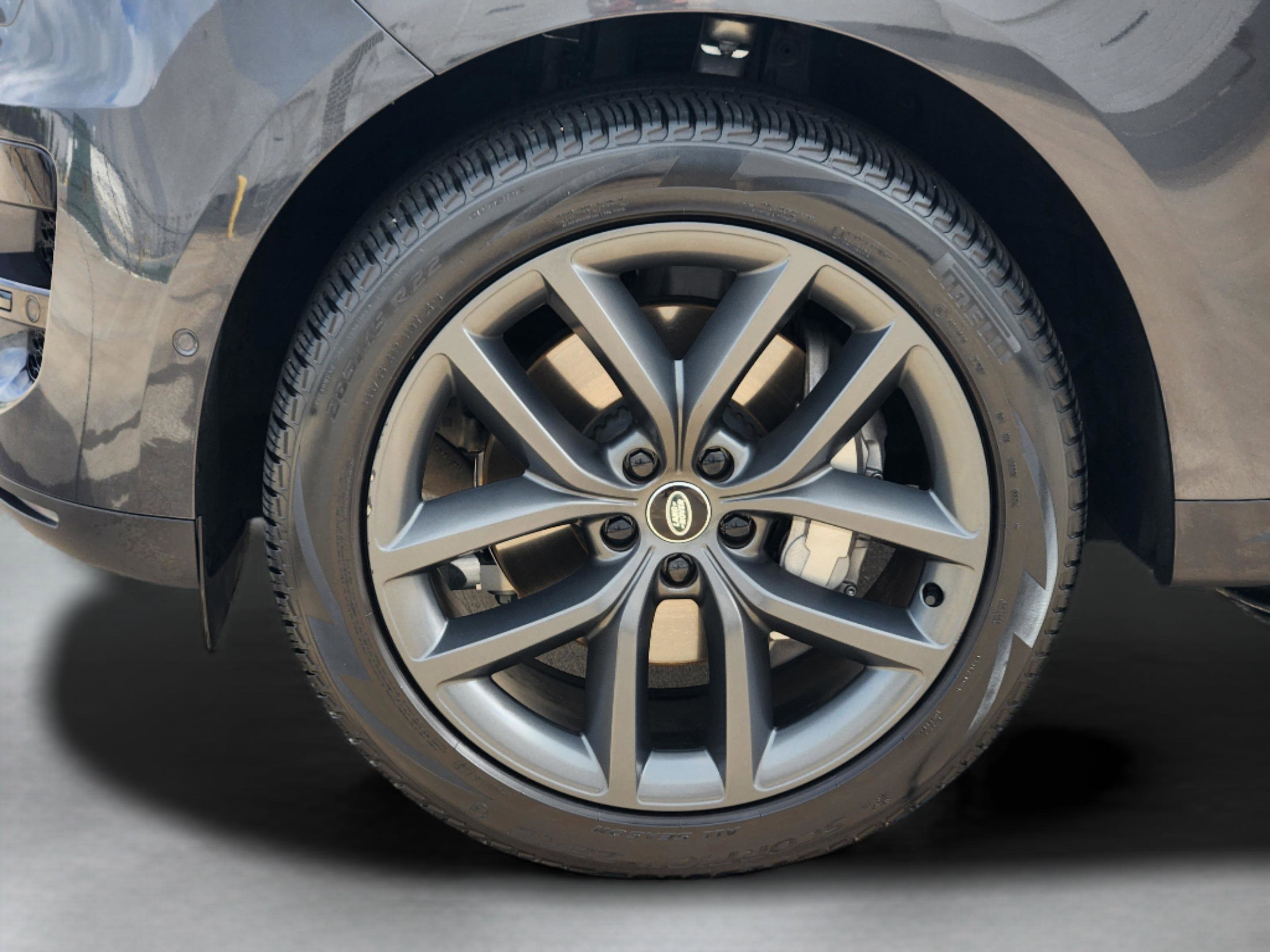 Used 2024 Land Rover Range Rover Sport SE image 33