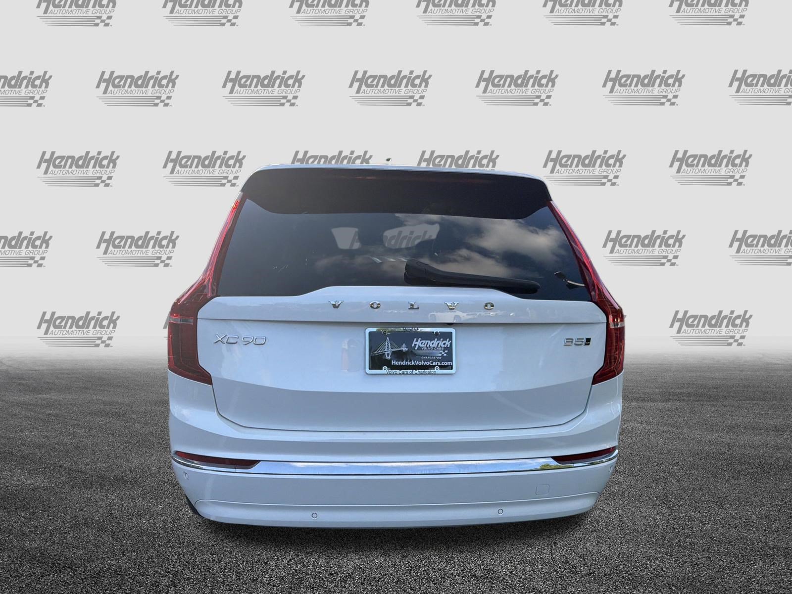Certified 2025 Volvo XC90 B5 Core AWD/4WD image 9