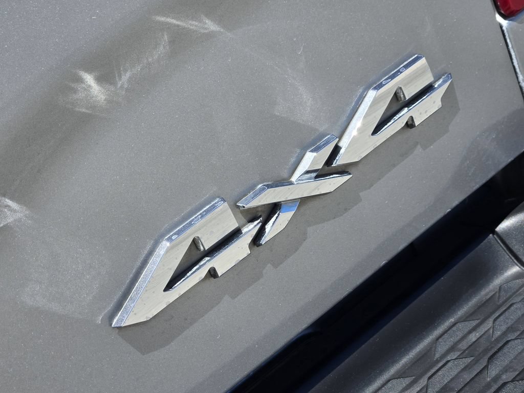 Used 2019 RAM 2500 Laramie AWD/4WD image 12