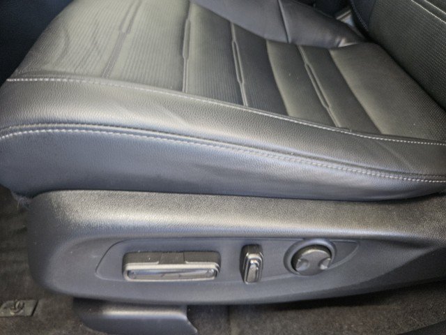 Used 2023 Honda CR-V EX-L image 31