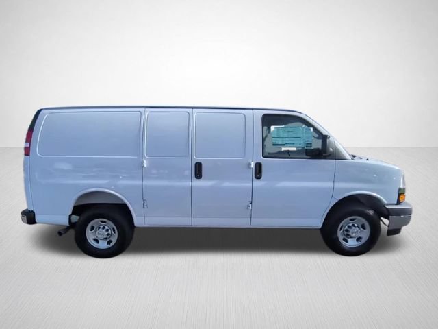 New 2025 Chevrolet Express 2500 w/ Driver Convenience Package RWD image 11