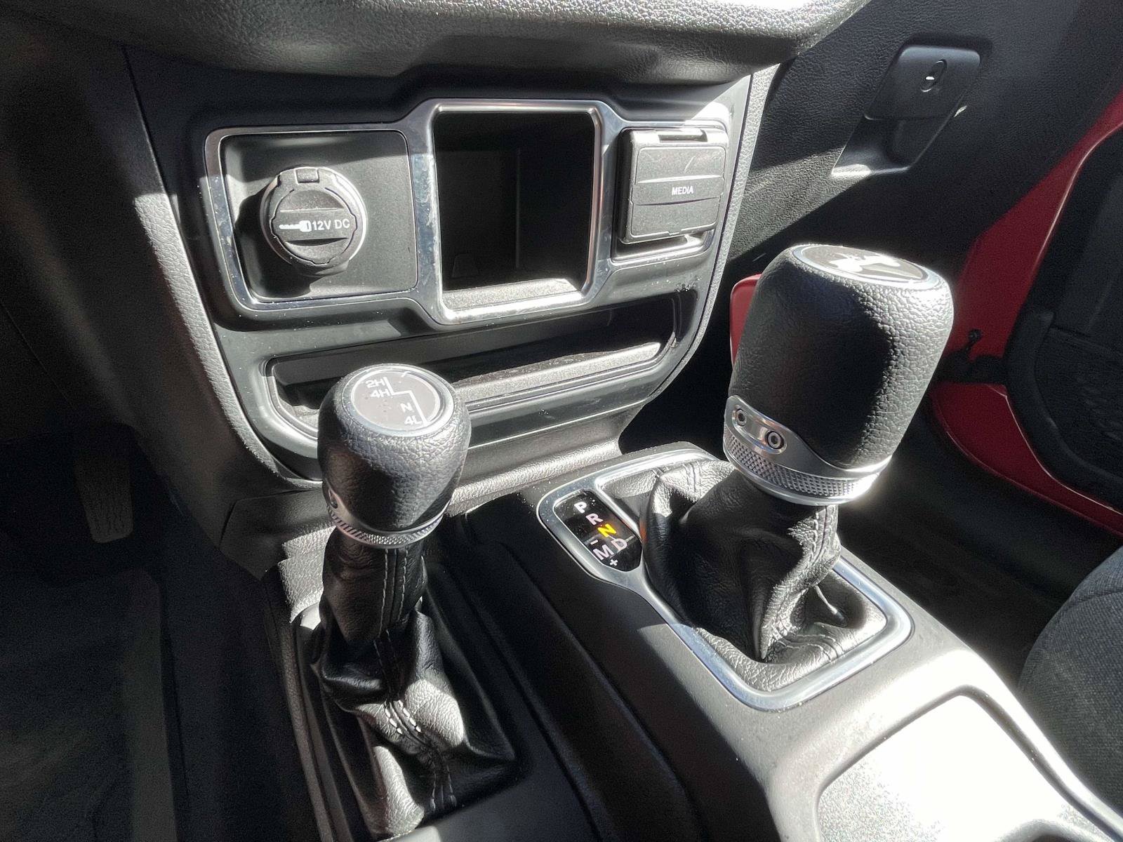 Certified 2024 Jeep Wrangler Sport AWD/4WD image 32