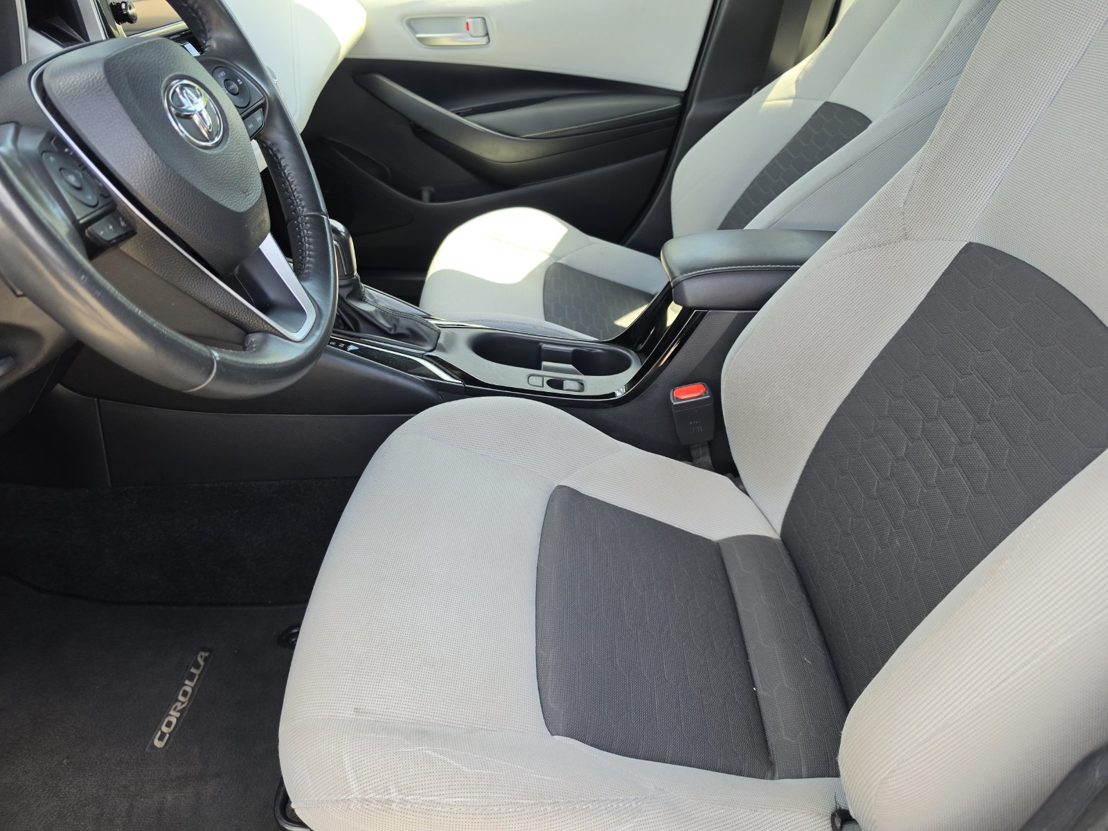 Used 2023 Toyota Corolla SE FWD image 12