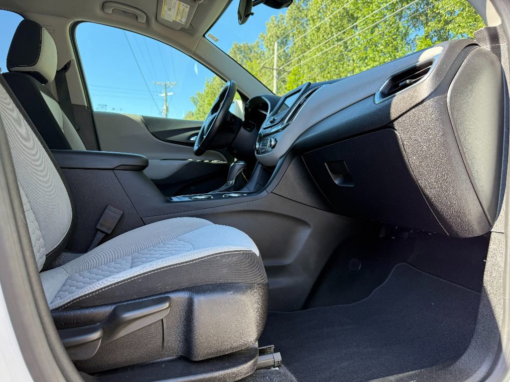 Used 2019 Chevrolet Equinox LT image 28