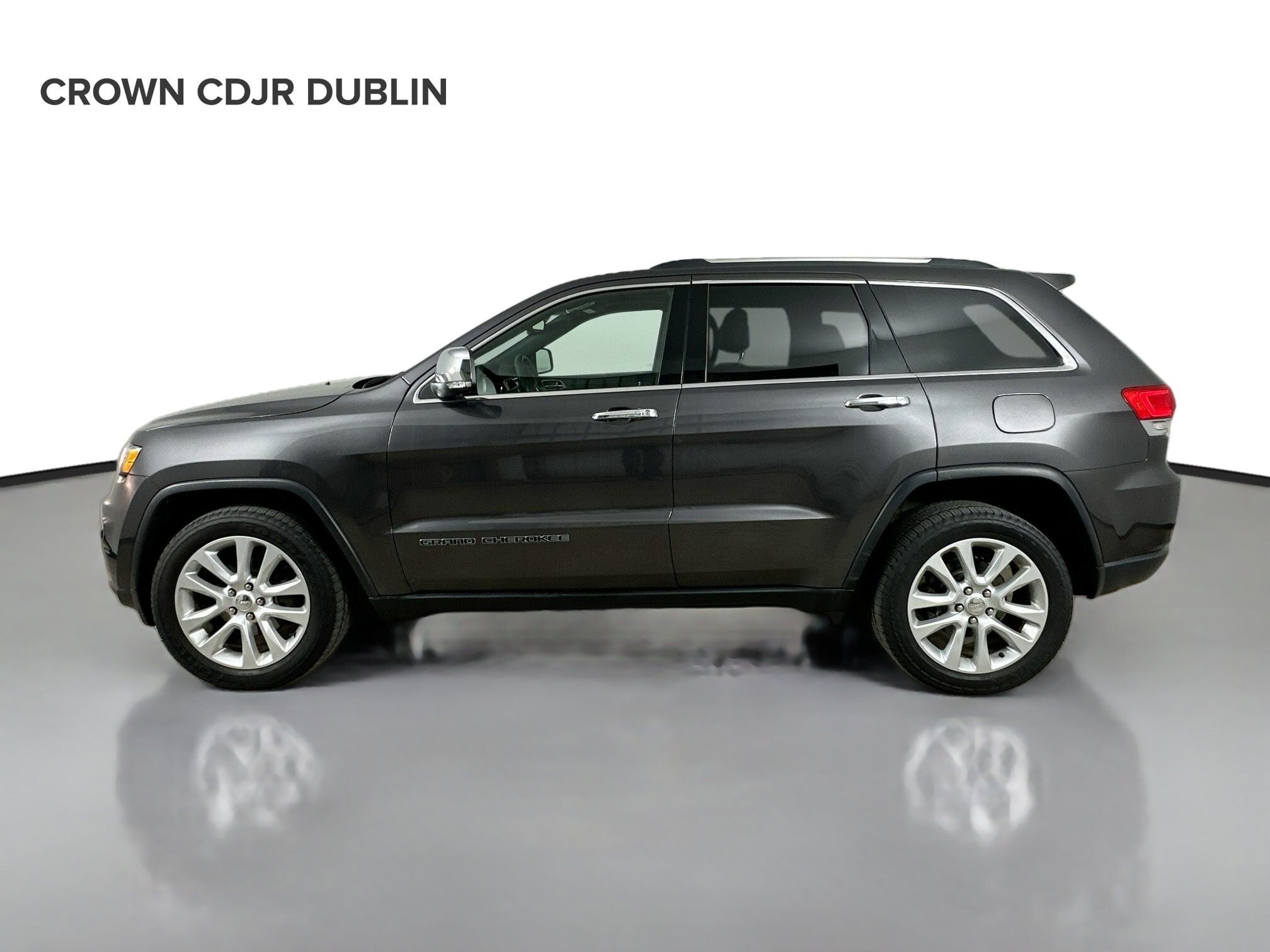 Used 2017 Jeep Grand Cherokee Limited AWD/4WD image 8