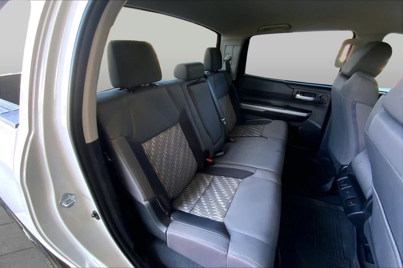 Used 2021 Toyota Tundra SR5 AWD/4WD image 19