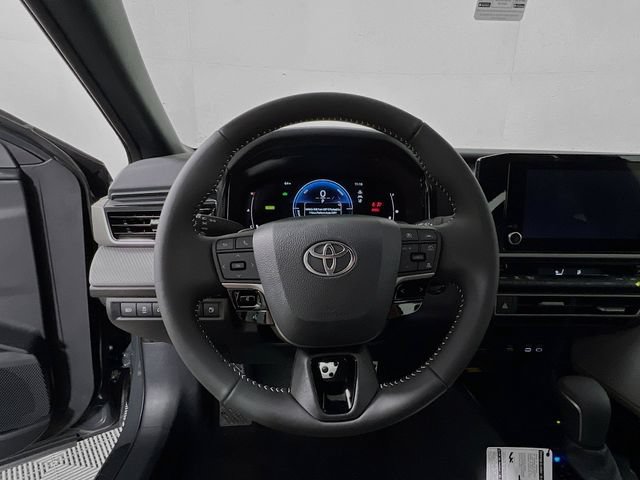 New 2025 Toyota Camry SE FWD image 15
