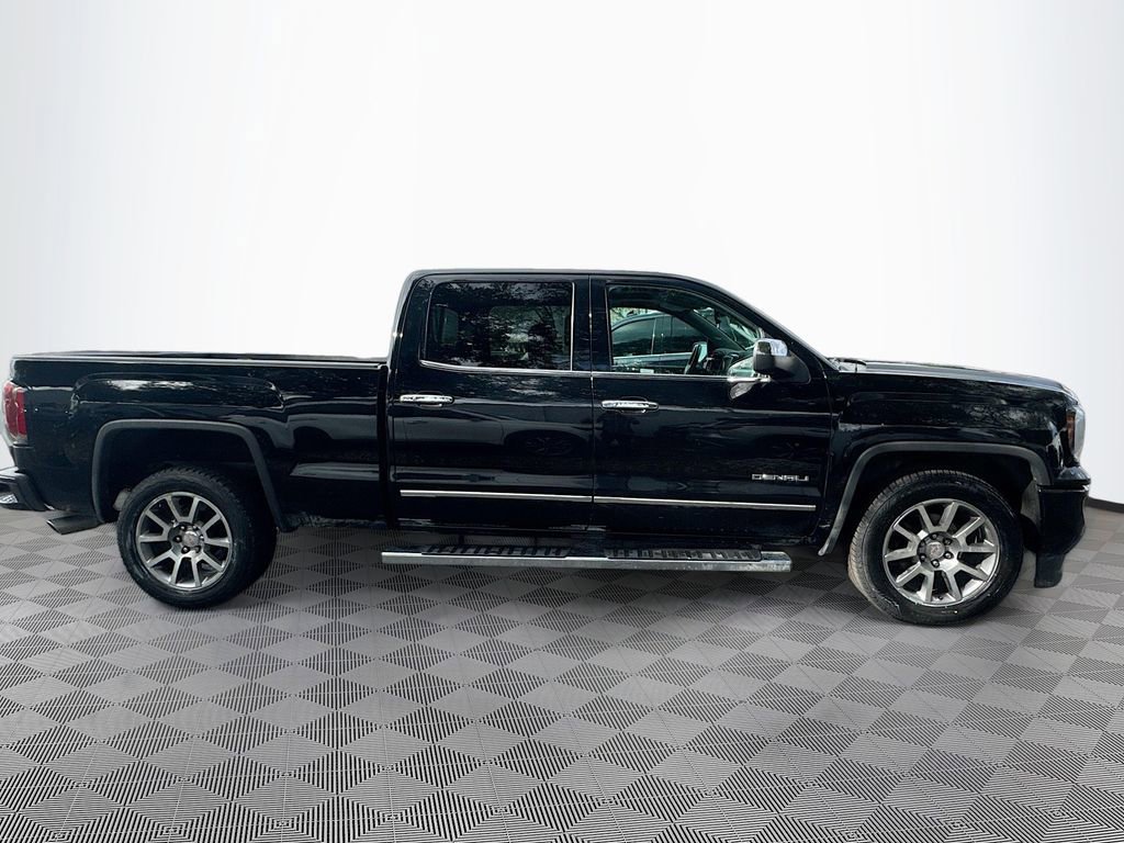 Used 2018 GMC Sierra 1500 Denali AWD/4WD image 5