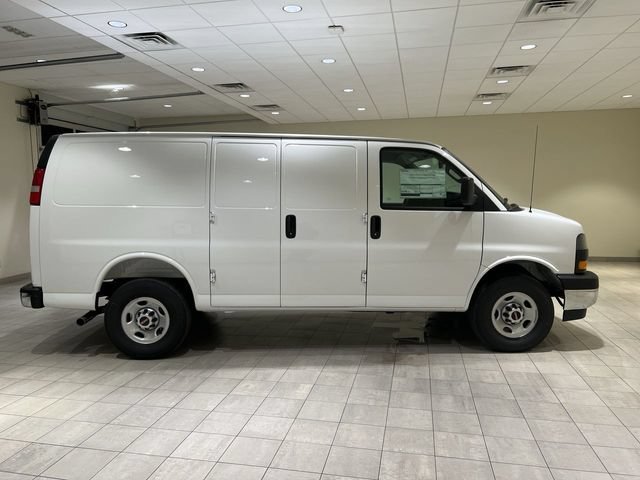 New 2026 GMC Savana 2500 w/ Driver Convenience Package RWD image 6