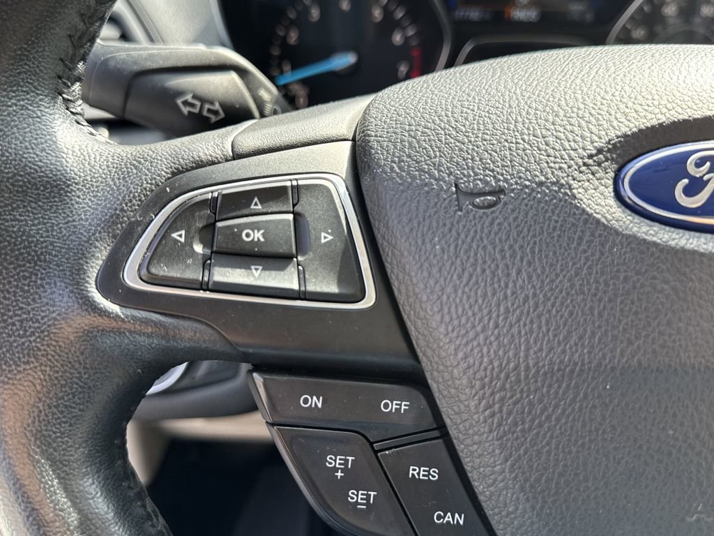 Used 2019 Ford Escape SEL image 21