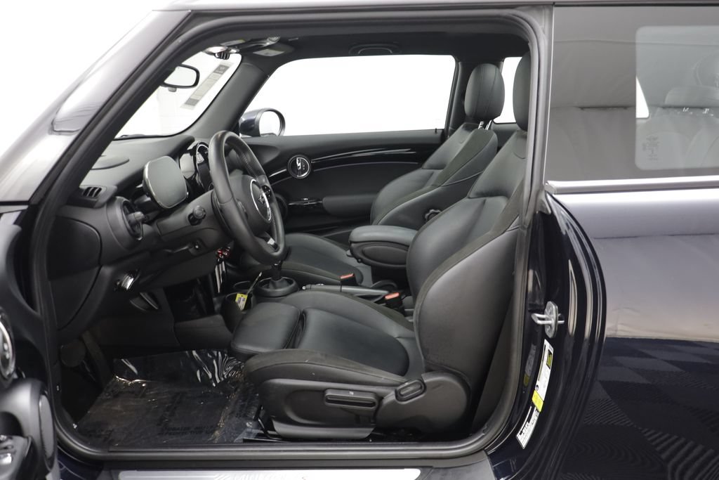 Used 2023 MINI Cooper S FWD image 5