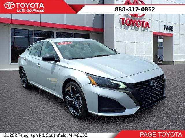 Used 2024 Nissan Altima 2.5 SR FWD image 1