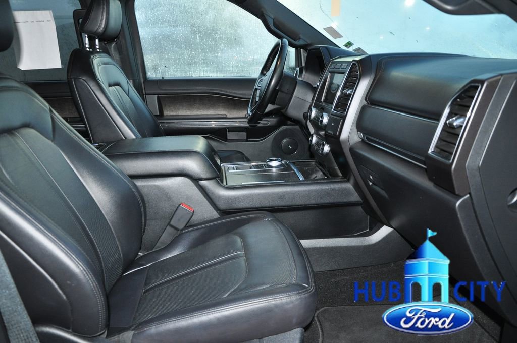 Used 2021 Ford Expedition Limited image 16