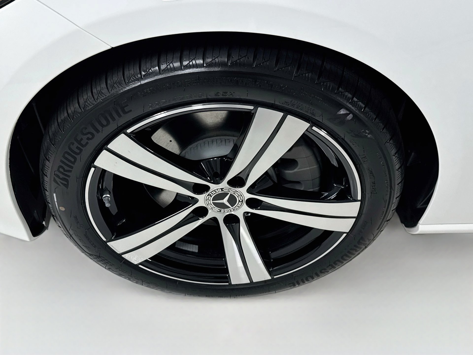 New 2026 Mercedes-Benz C 300 4MATIC Sedan image 33