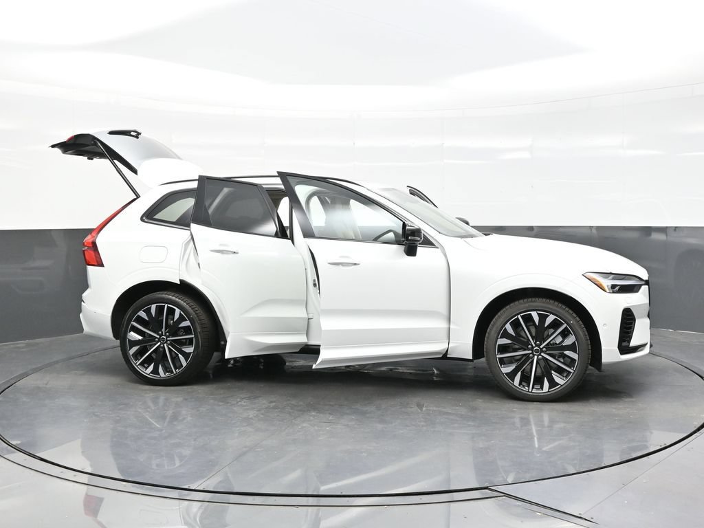 New 2026 Volvo XC60 T8 Ultra w/ Protection Package Premier AWD/4WD image 42