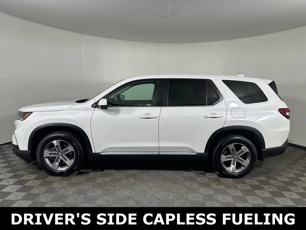 Used 2023 Honda Pilot EX-L image 2