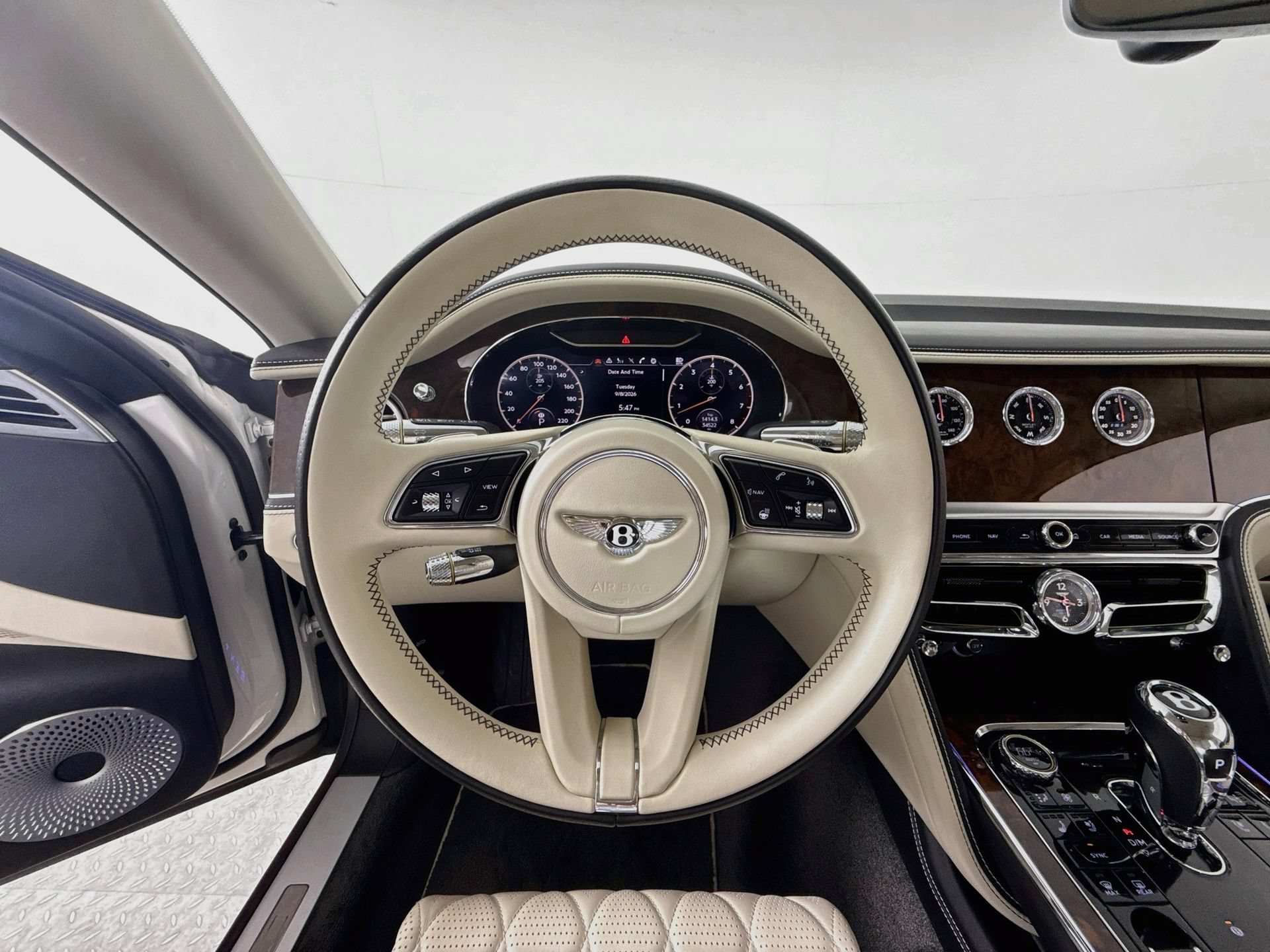Used 2021 Bentley Flying Spur W12 AWD/4WD image 10