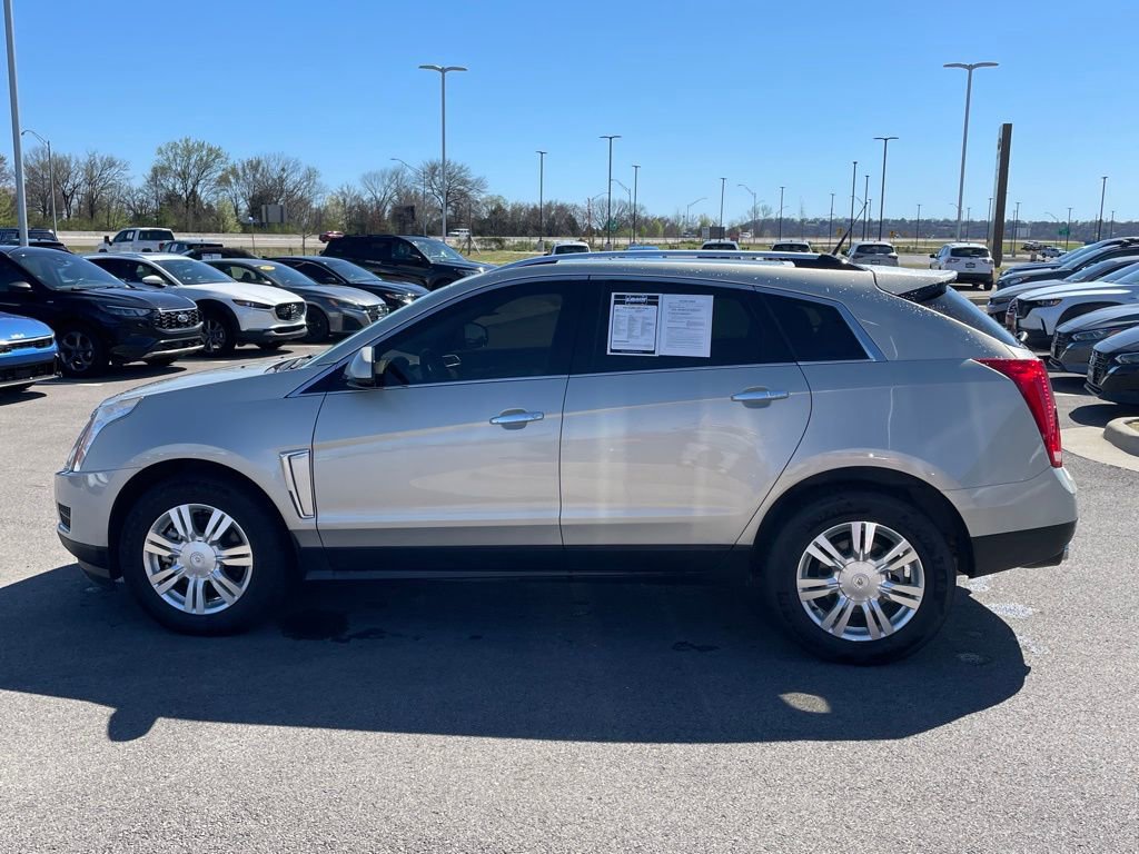 Used 2014 Cadillac SRX Luxury w/ Driver Awareness Package image 5