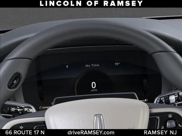 New 2026 Lincoln Corsair Premiere image 14