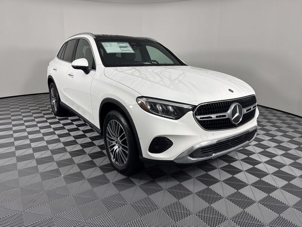 Certified 2026 Mercedes-Benz GLC 300 4MATIC image 1