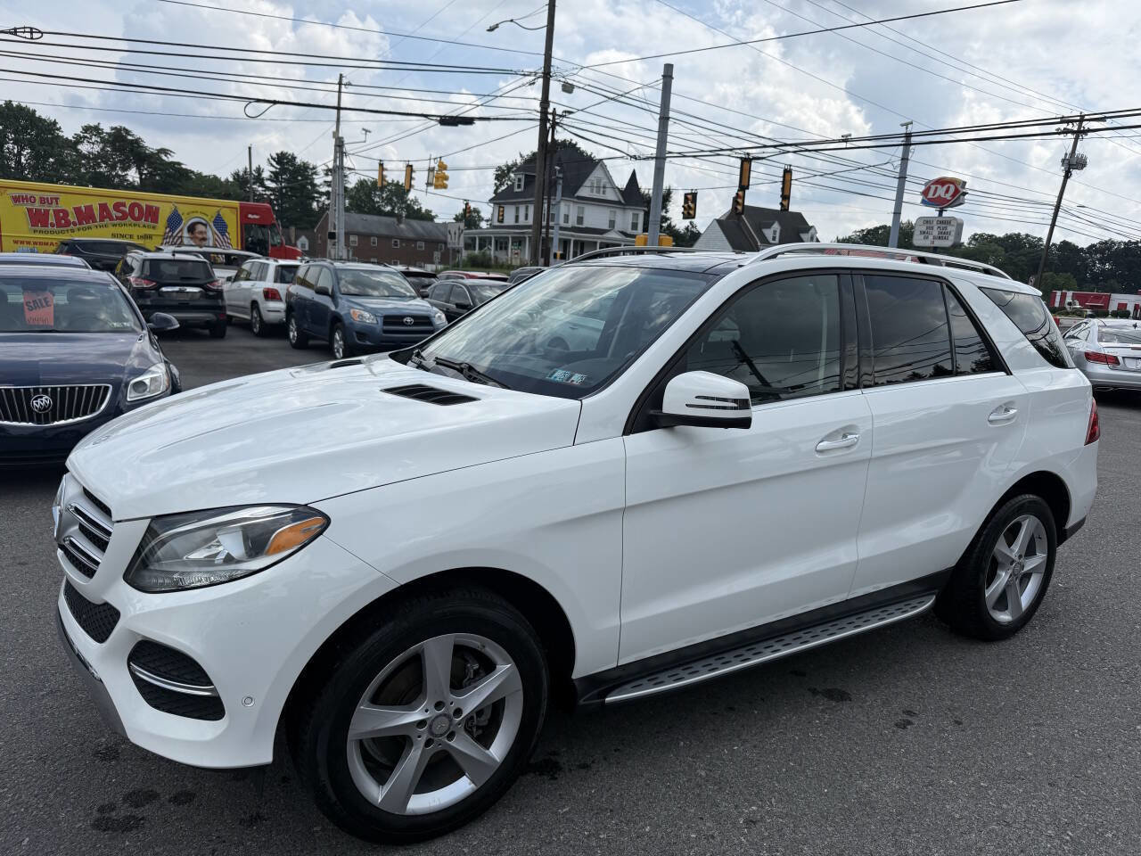 Used 2017 Mercedes-Benz GLE 350 4MATIC image 1