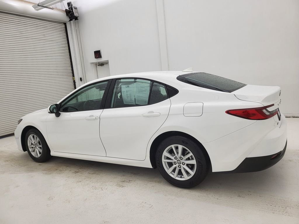 Used 2025 Toyota Camry LE FWD image 15