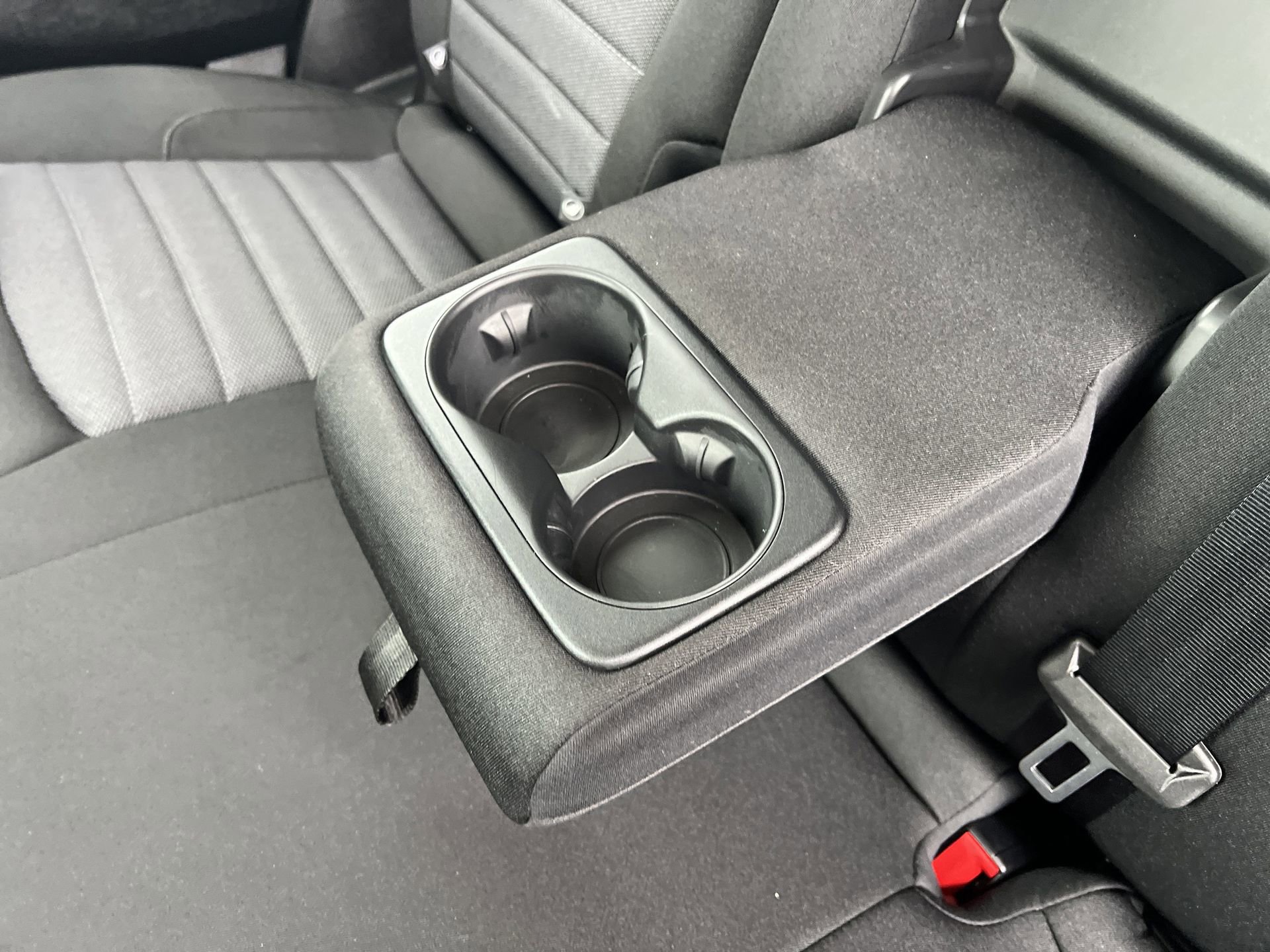 Certified 2023 Ford Edge SE w/ Black Appearance Package image 21