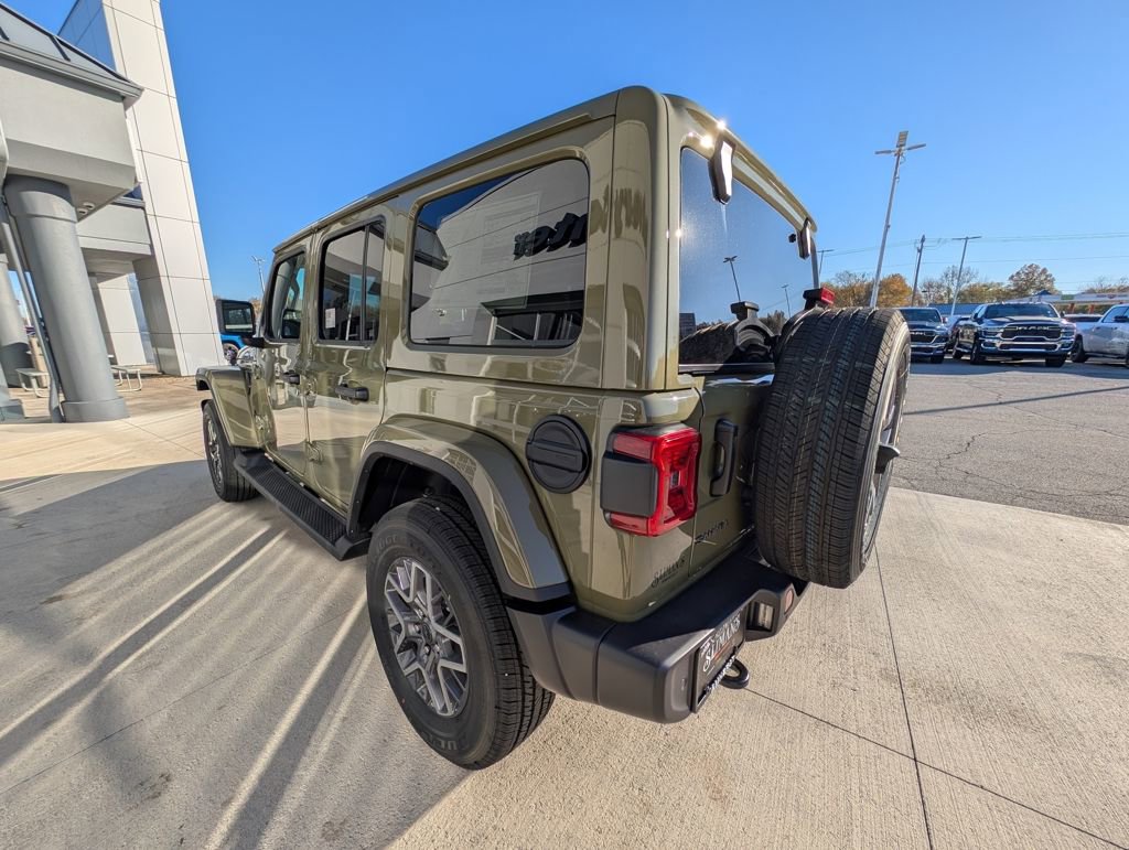 New 2026 Jeep Wrangler Sahara image 7