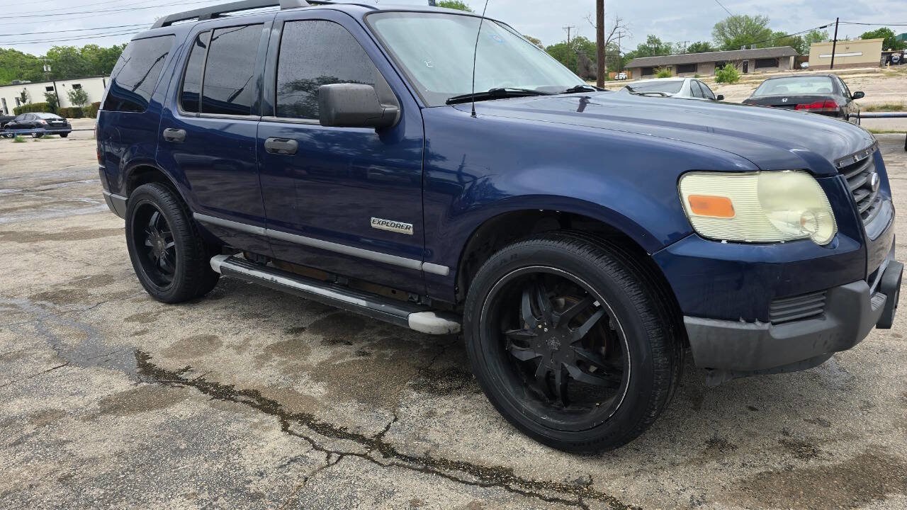 Used 2006 Ford Explorer XLS image 5