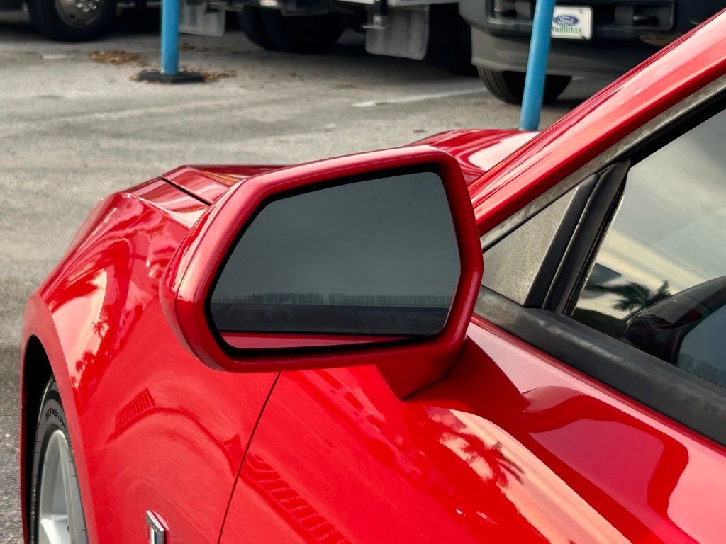 Used 2022 Chevrolet Camaro LT RWD image 17