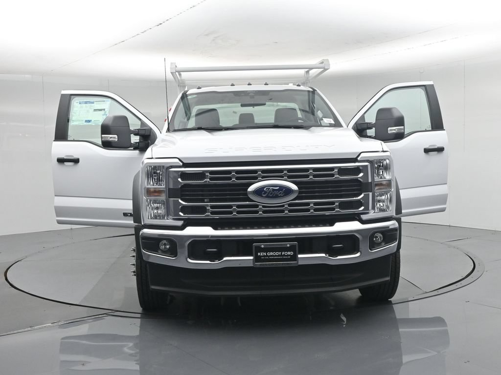 New 2026 Ford F550 2WD Regular Cab Super Duty image 38