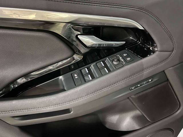 Used 2023 Land Rover Range Rover Evoque R-Dynamic SE image 20