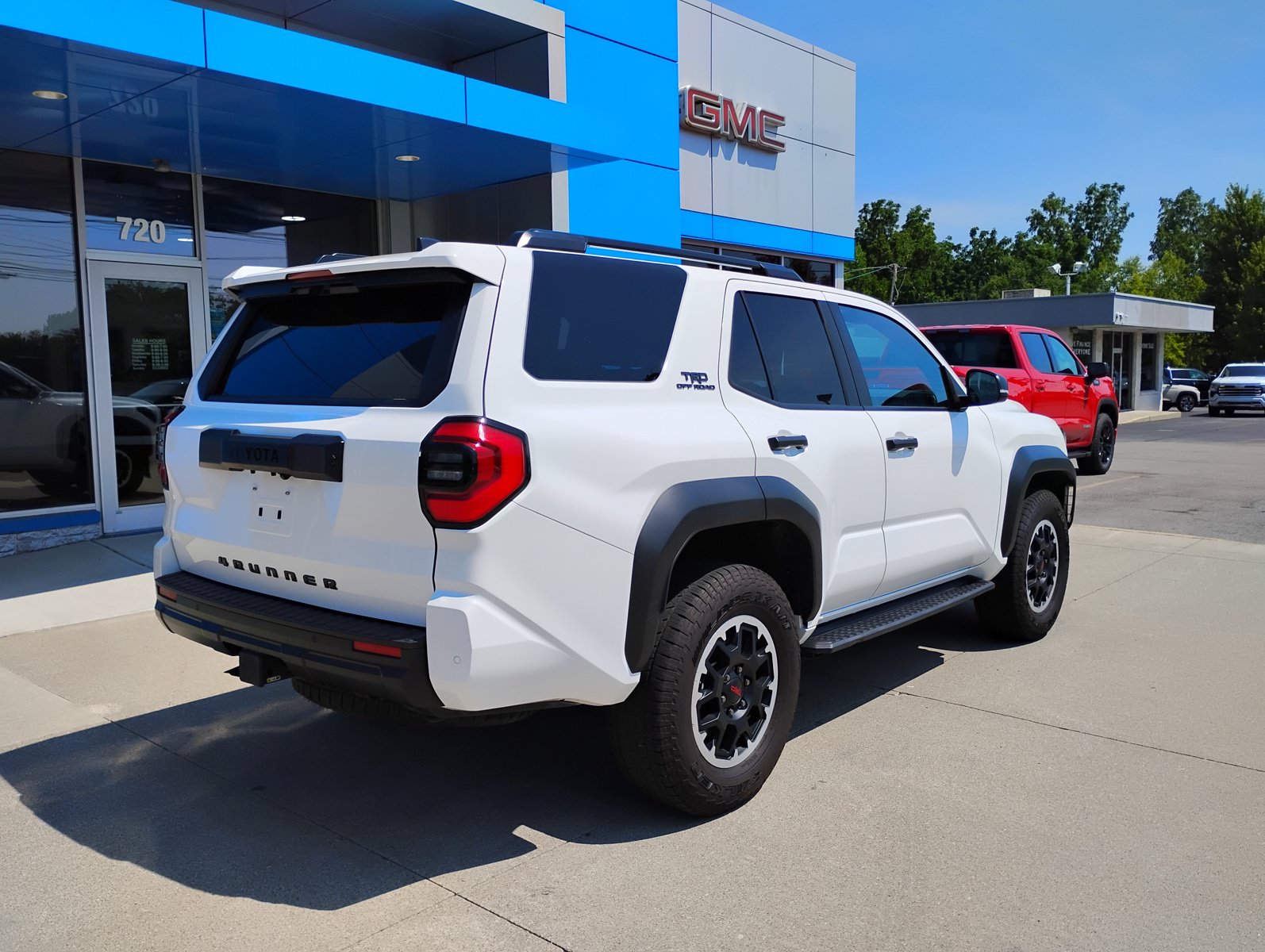 Used 2025 Toyota 4Runner TRD Off-Road AWD/4WD image 7